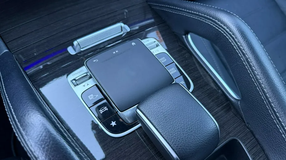 MERCEDES-BENZ GLE -