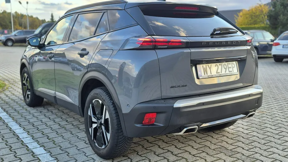 PEUGEOT 2008 -