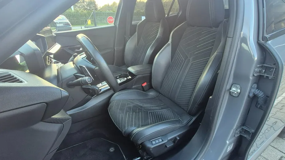 PEUGEOT 2008 -
