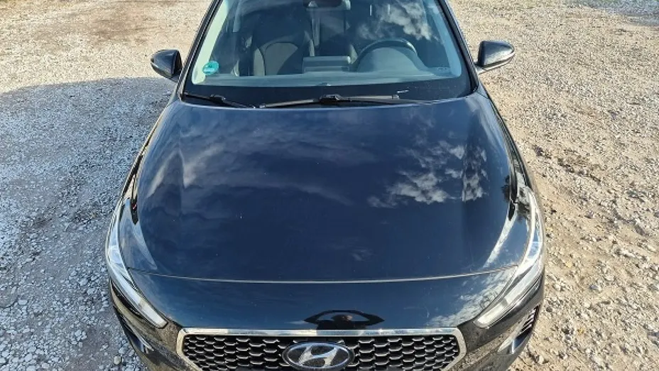 HYUNDAI i30 -
