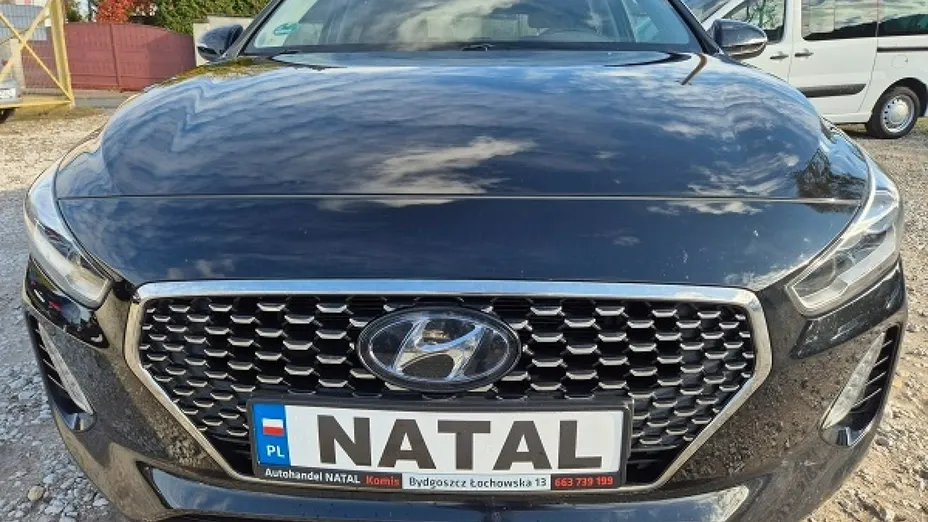 HYUNDAI i30 -