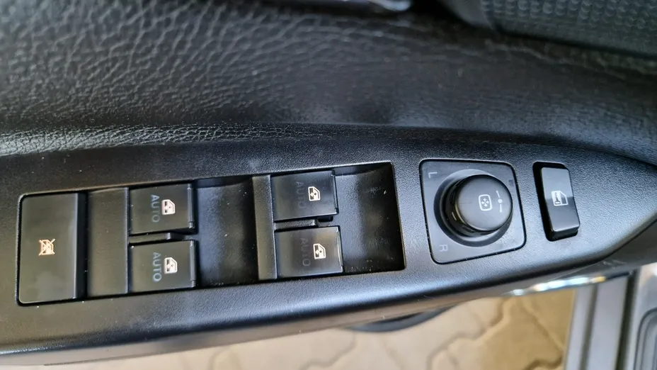 OPEL Antara -