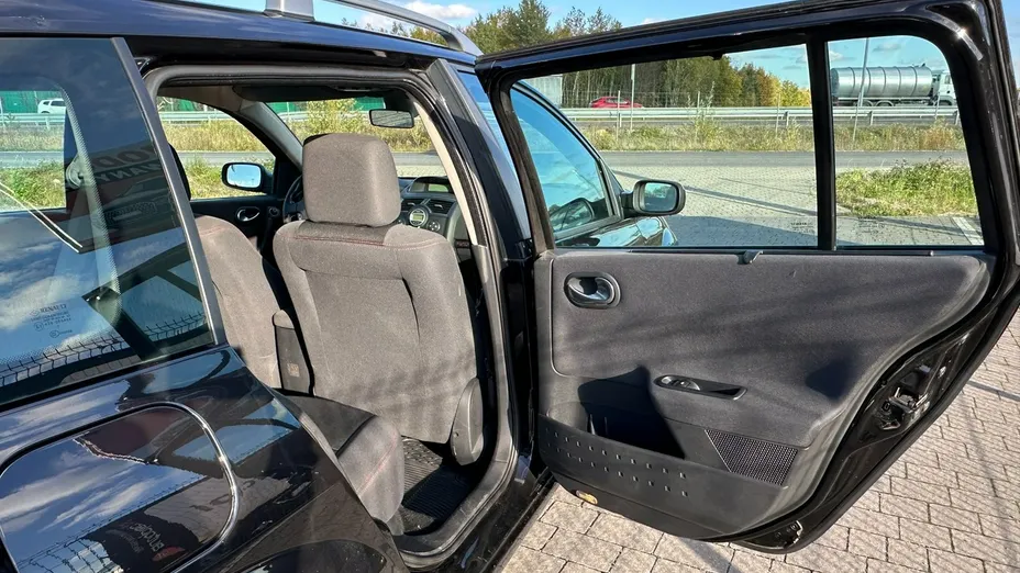 RENAULT Megane -