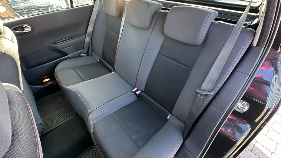 RENAULT Megane -