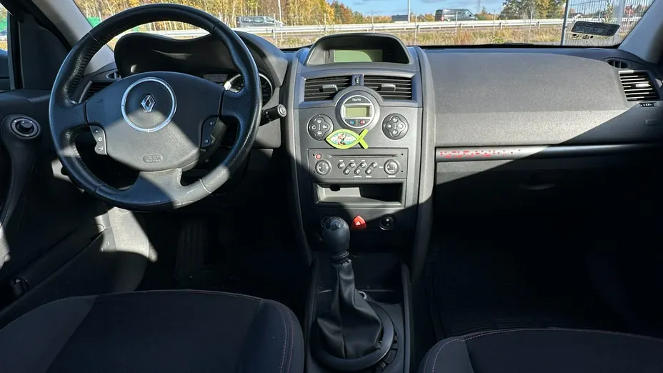 RENAULT Megane -