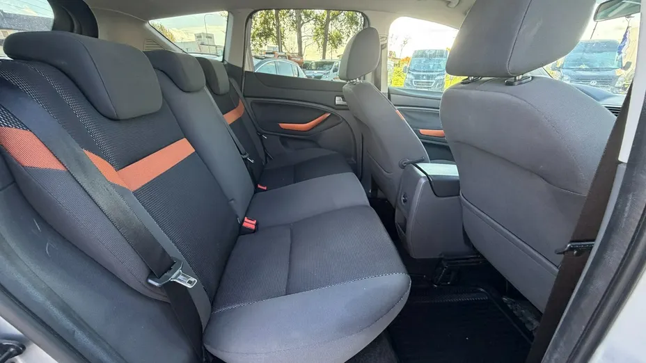 FORD Kuga -