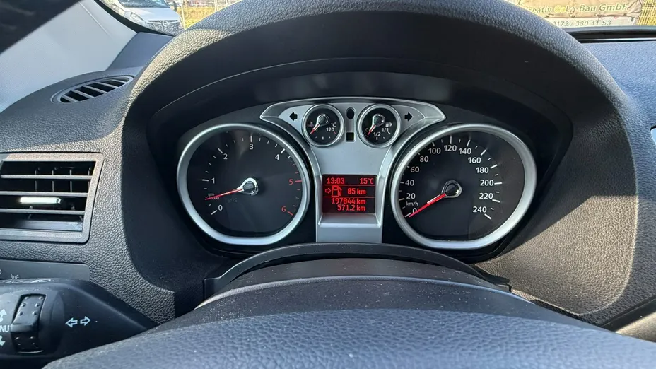 FORD Kuga -