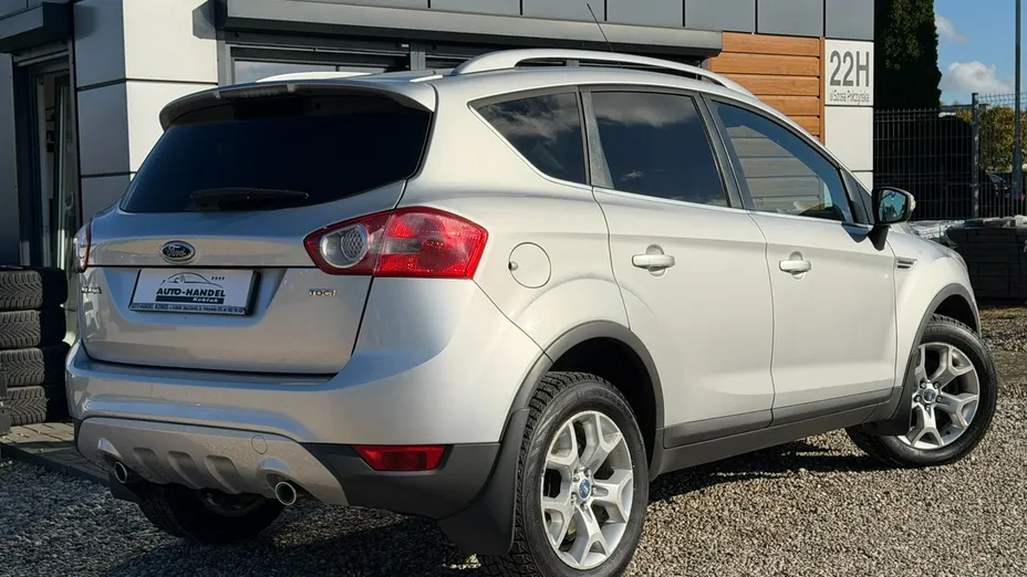 FORD Kuga -