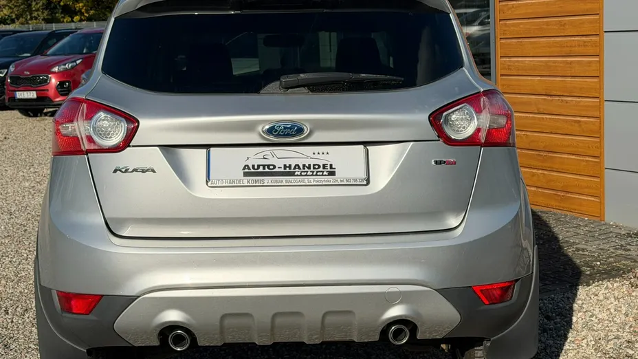 FORD Kuga -