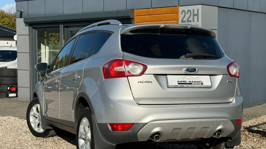 FORD Kuga -