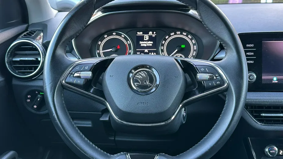 SKODA Fabia -