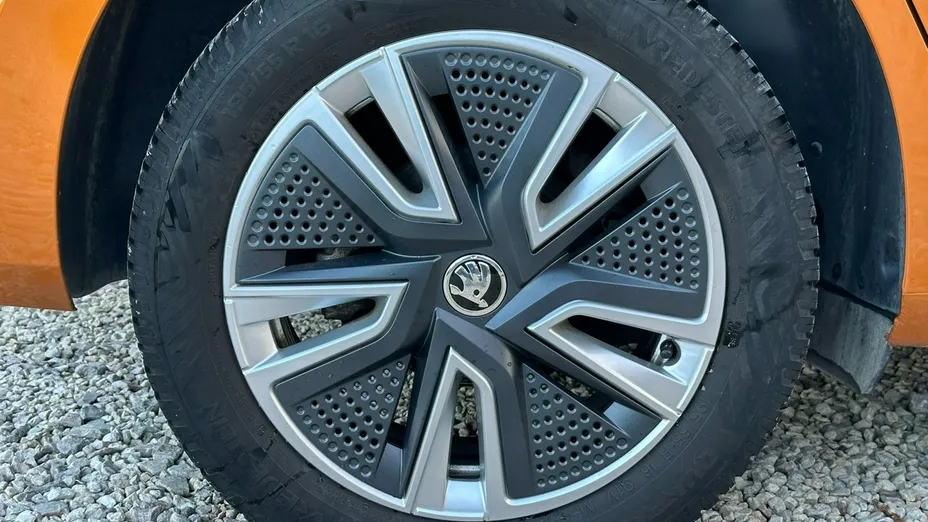 SKODA Fabia -