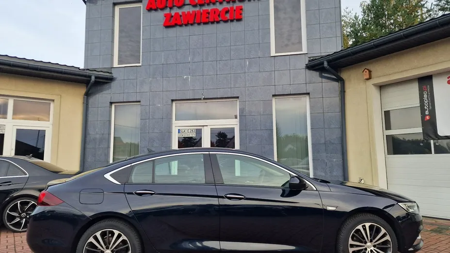 OPEL Insignia -