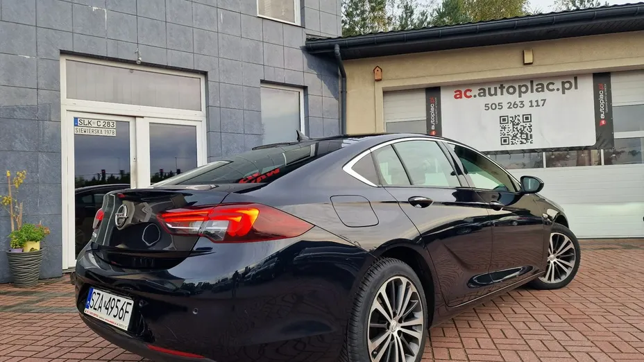 OPEL Insignia -