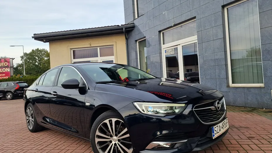 OPEL Insignia -
