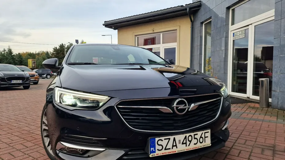 OPEL Insignia -
