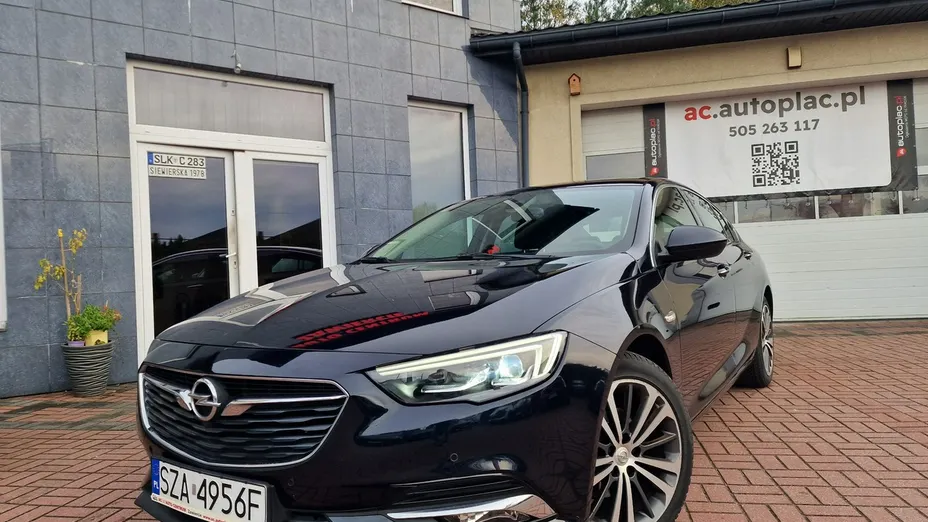 OPEL Insignia -