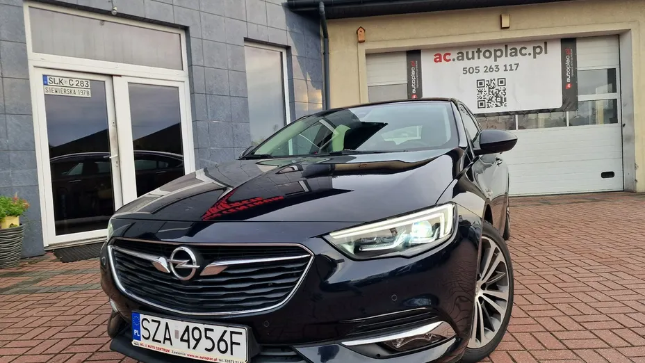 OPEL Insignia -