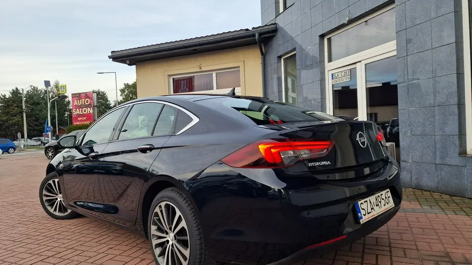 OPEL Insignia -