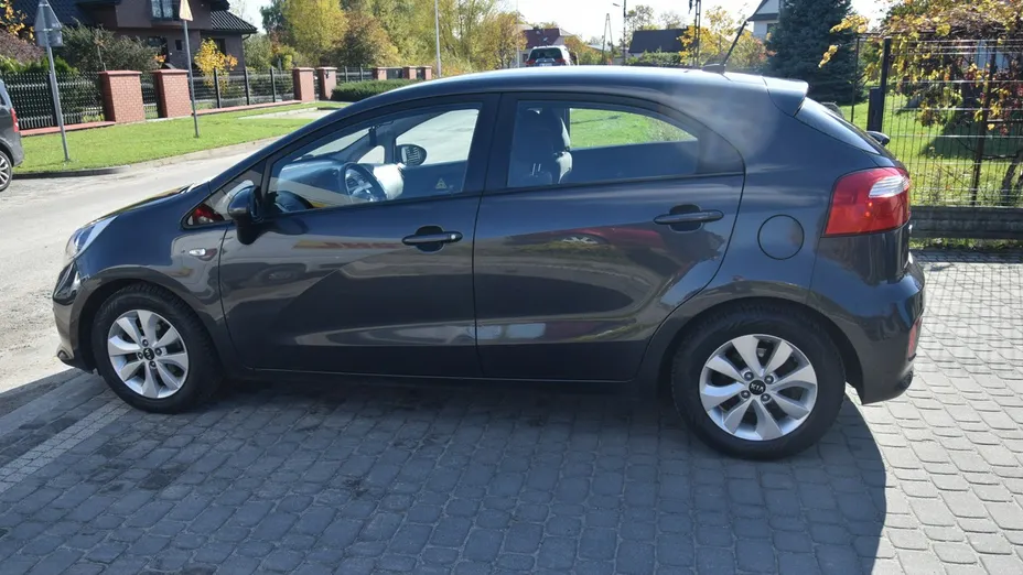 KIA Rio -