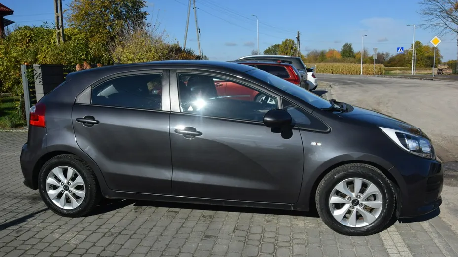 KIA Rio -