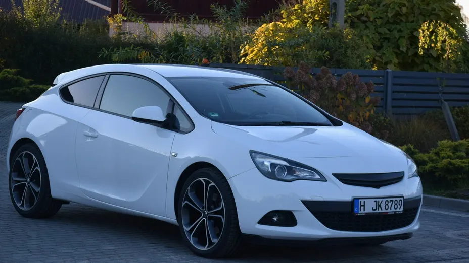 OPEL Astra -