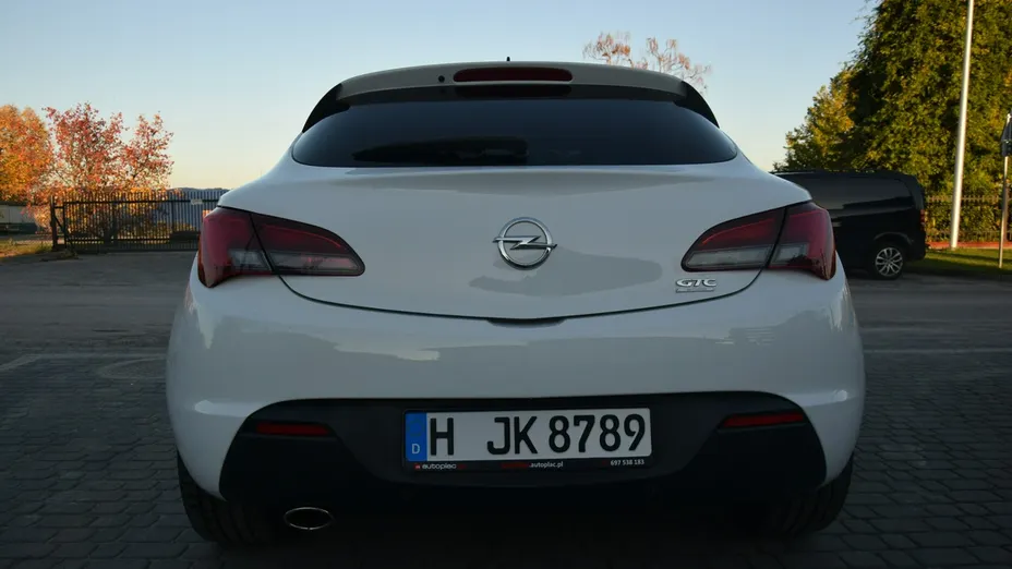 OPEL Astra -