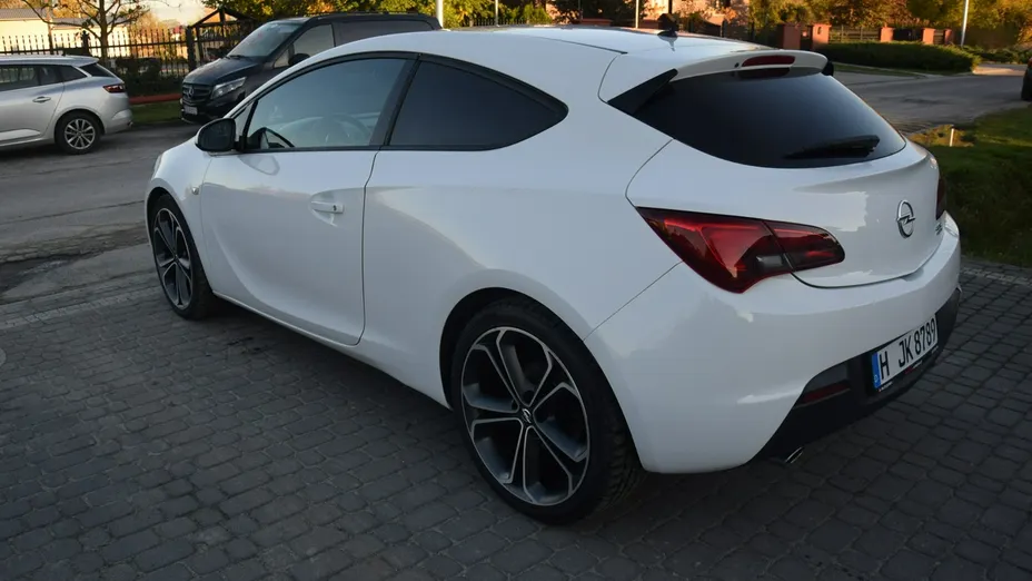 OPEL Astra -