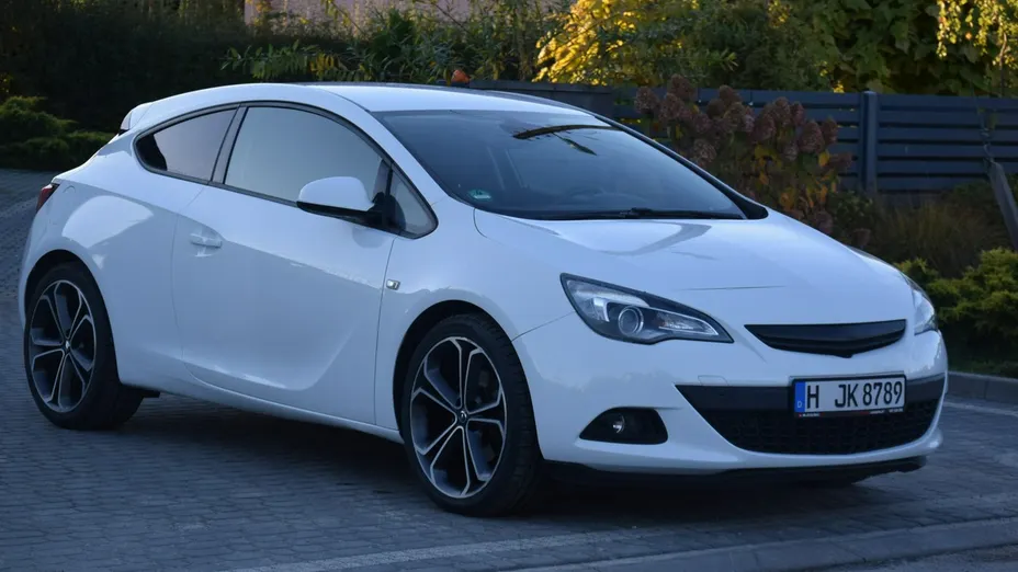 OPEL Astra -