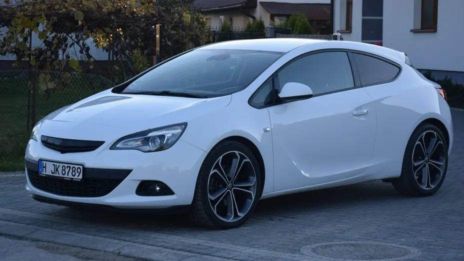 OPEL Astra -