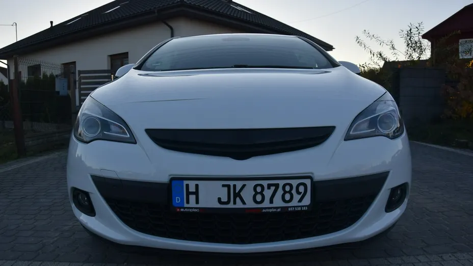 OPEL Astra -