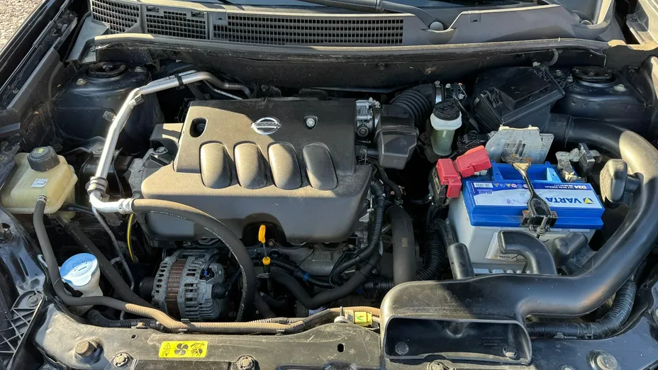 NISSAN Qashqai -