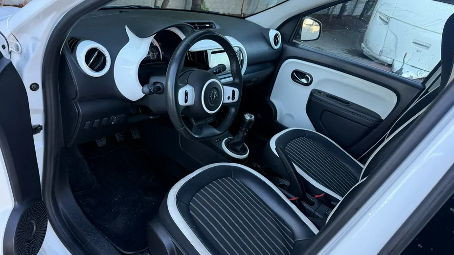 RENAULT Twingo -