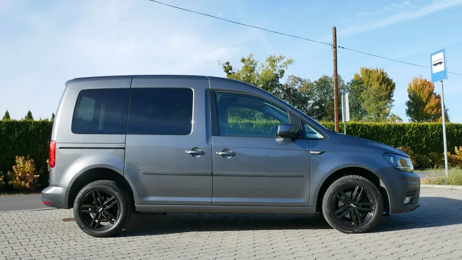 VOLKSWAGEN Caddy -