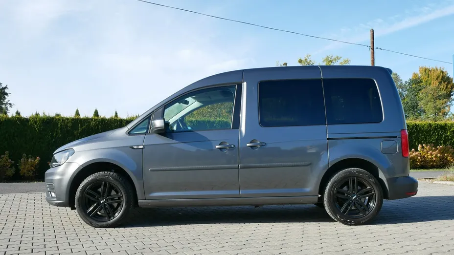 VOLKSWAGEN Caddy -