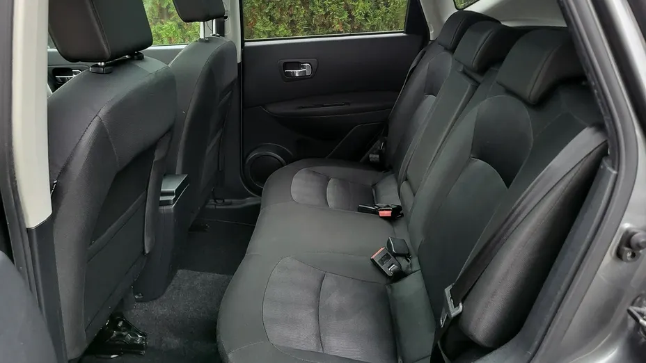 NISSAN Qashqai -