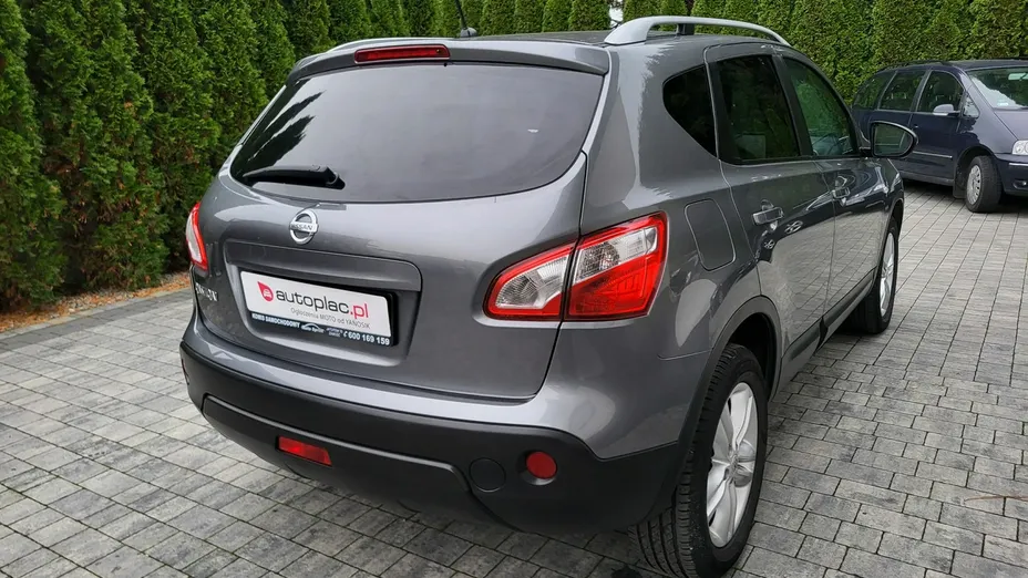 NISSAN Qashqai -