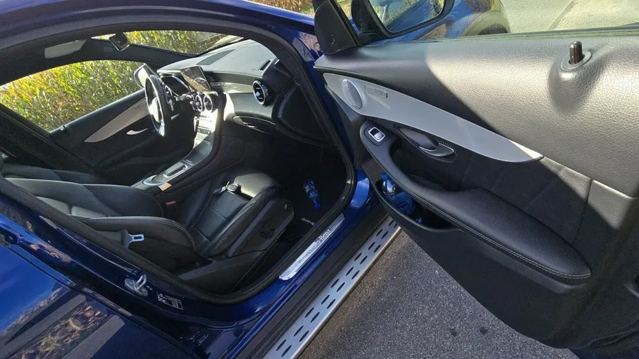 MERCEDES-BENZ GLC -