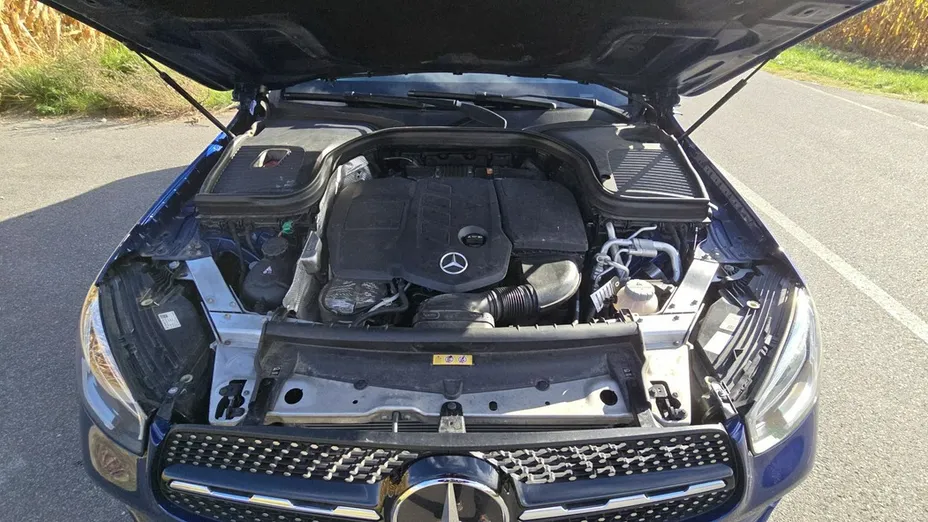MERCEDES-BENZ GLC -