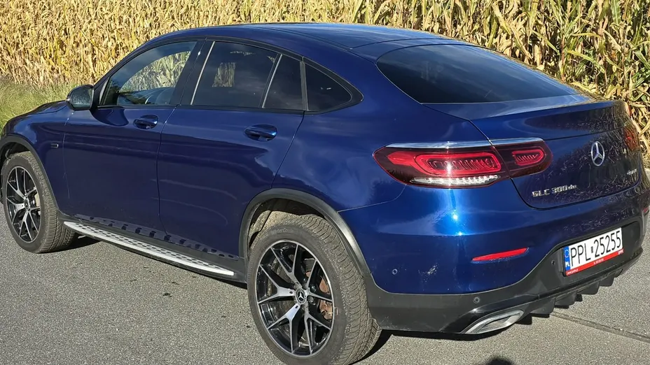 MERCEDES-BENZ GLC -