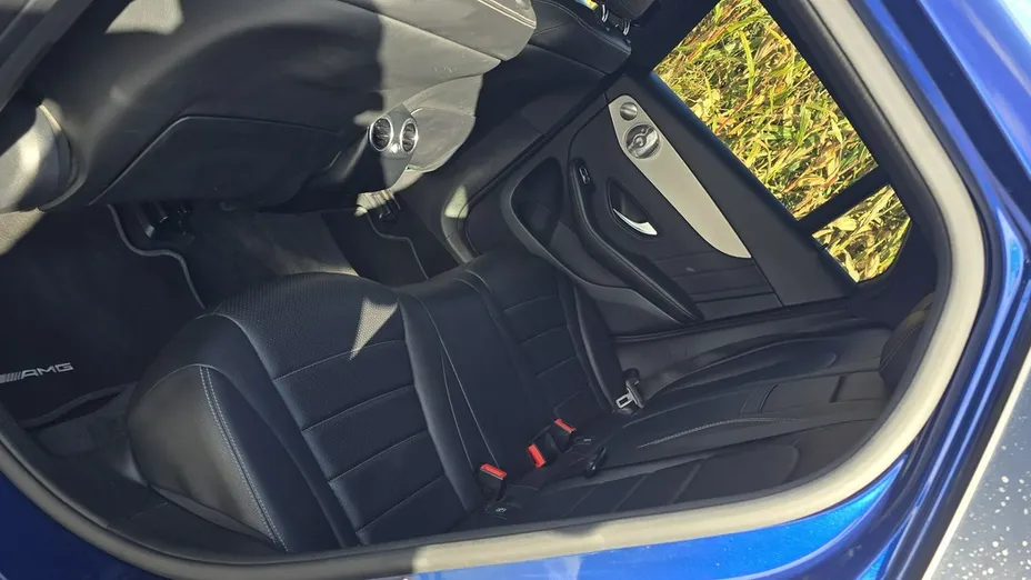 MERCEDES-BENZ GLC -