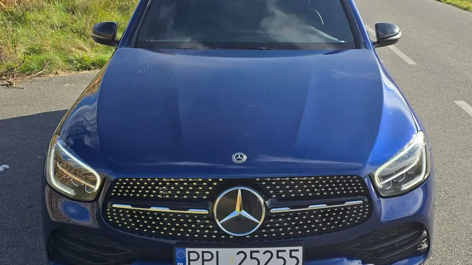 MERCEDES-BENZ GLC -