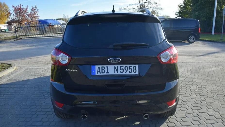 FORD Kuga -