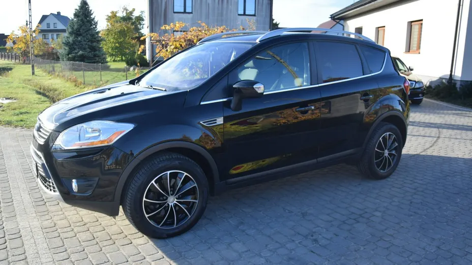 FORD Kuga -