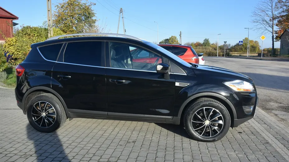 FORD Kuga -