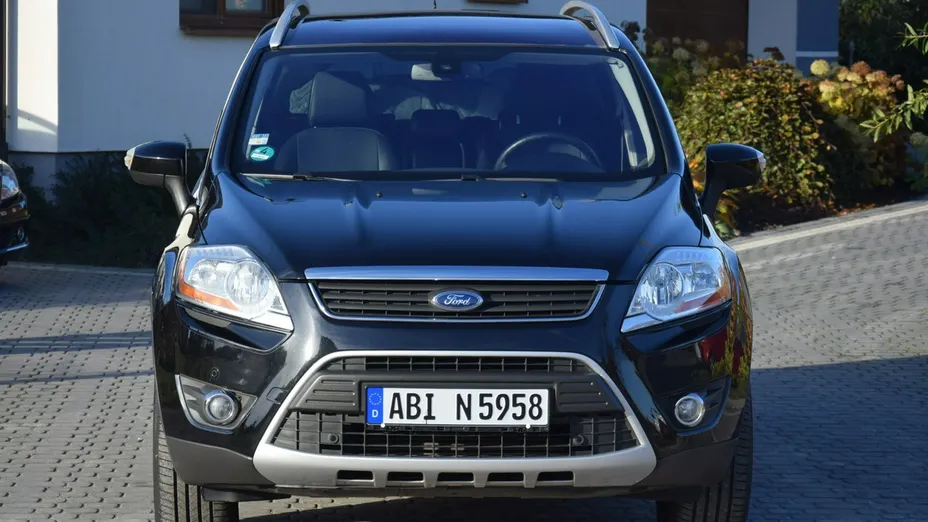 FORD Kuga -