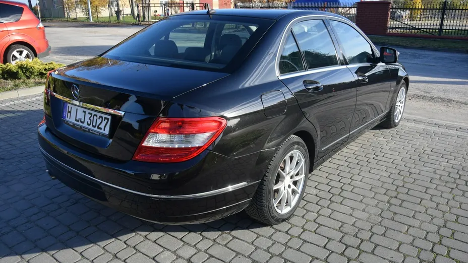 MERCEDES-BENZ C Klasa -