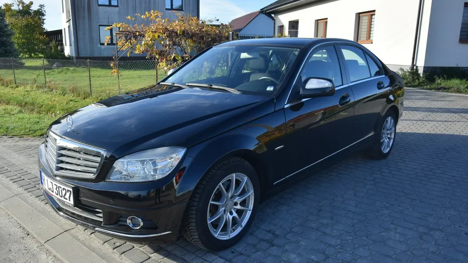 MERCEDES-BENZ C Klasa -