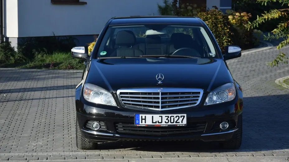 MERCEDES-BENZ C Klasa -