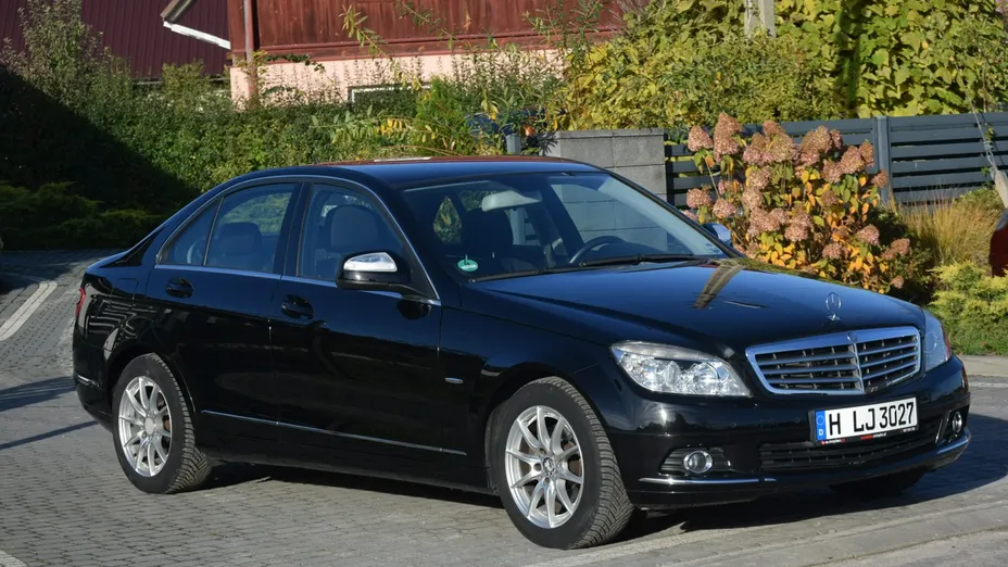 MERCEDES-BENZ C Klasa -